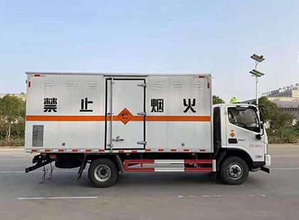 响水爆破器材运输车